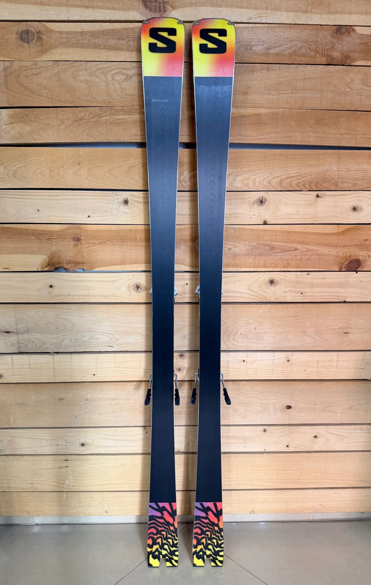 Salomon Addikt Pro - Piste Skis