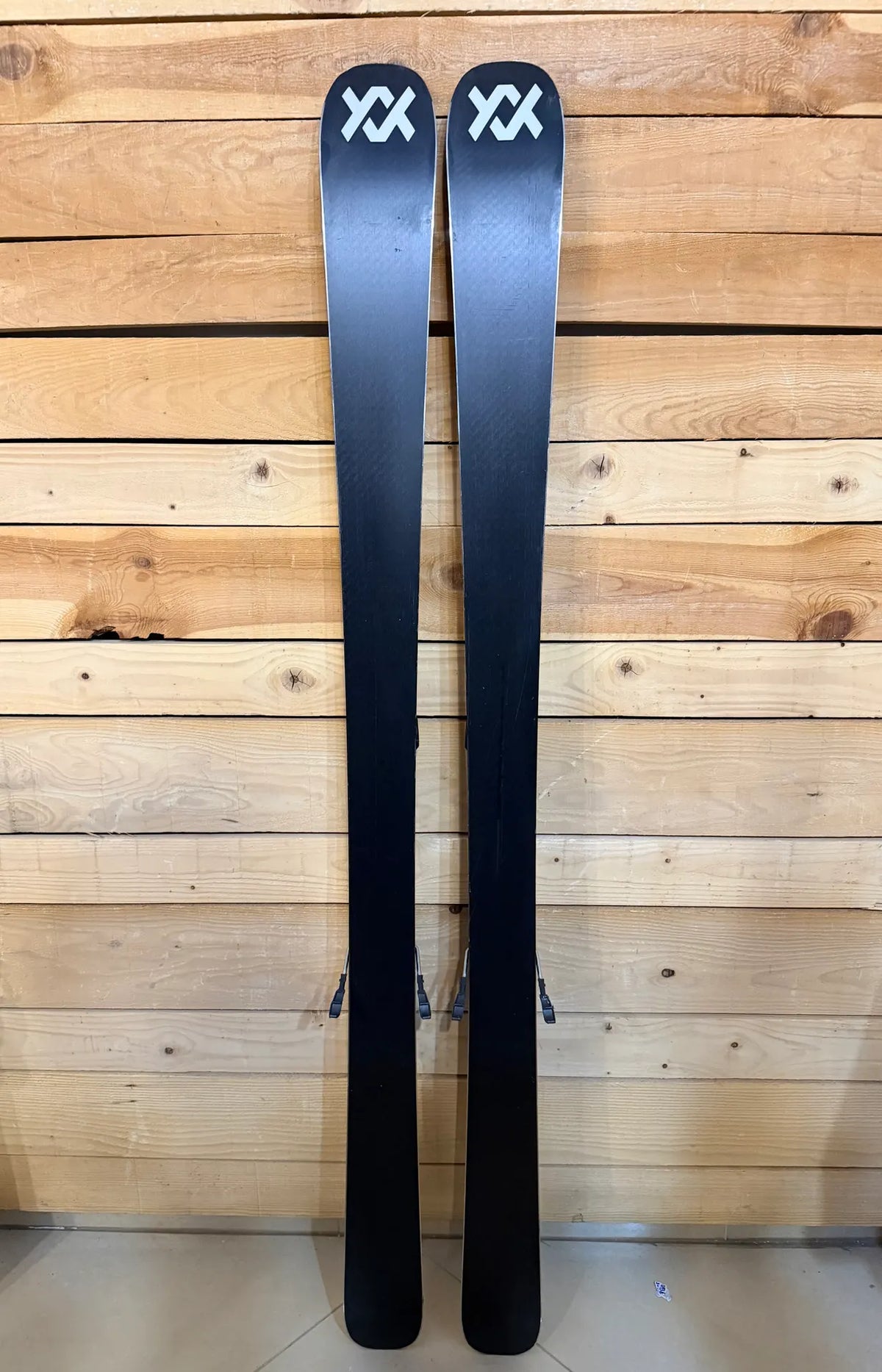 Völkl Mantra 84 - All-Mountain Skis