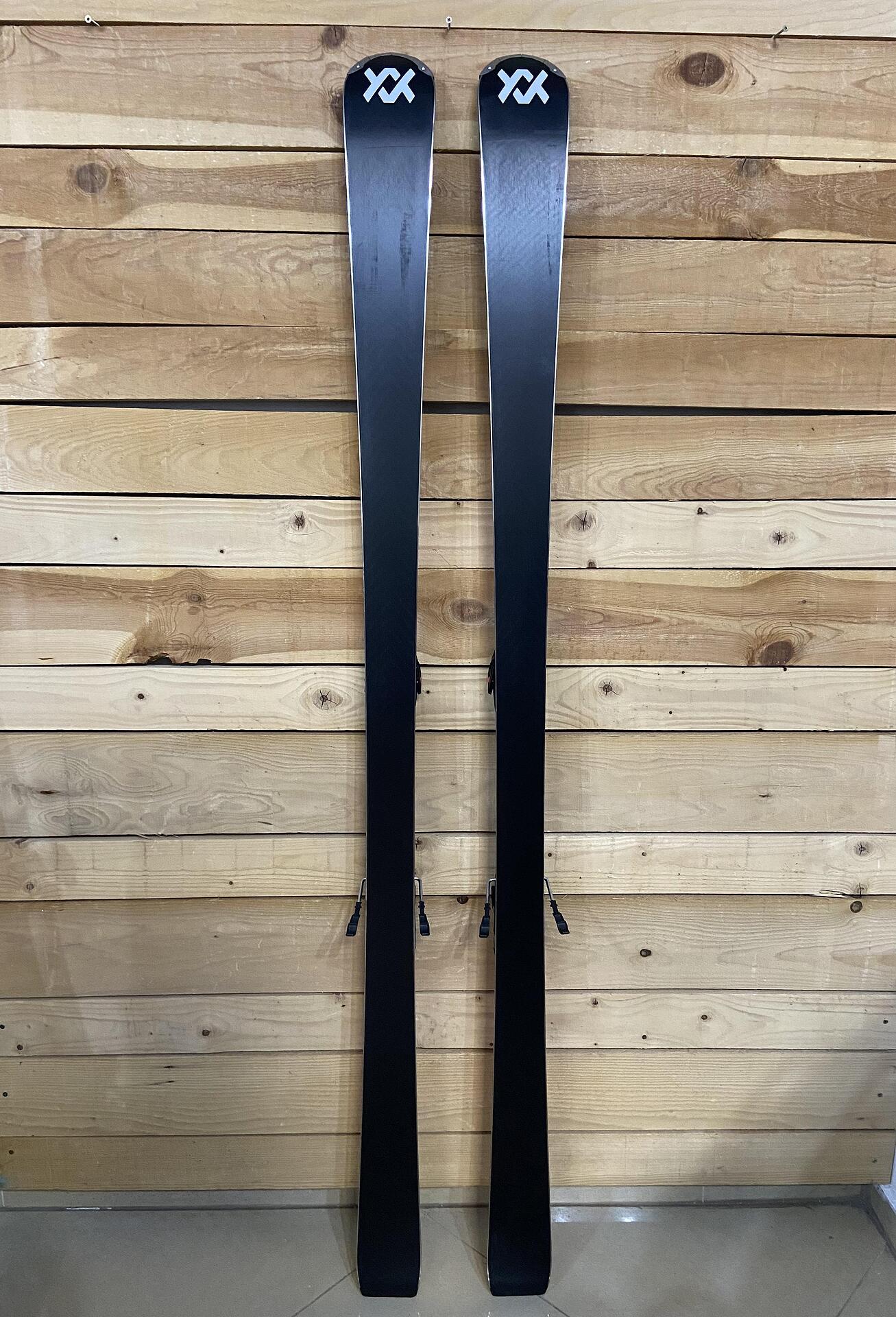 Volkl Racetiger RC - Used Skis for Advanced Skiers
