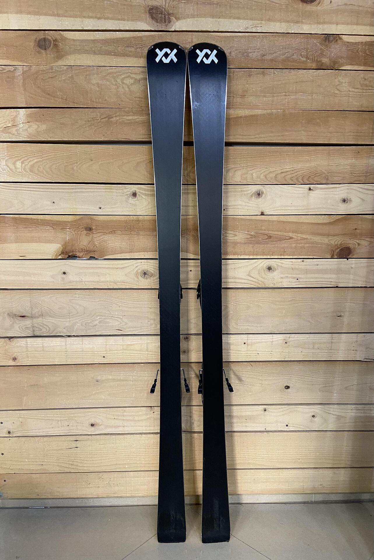 Volkl Racetiger SC - Skis for Intermediate to Advanced Skiers