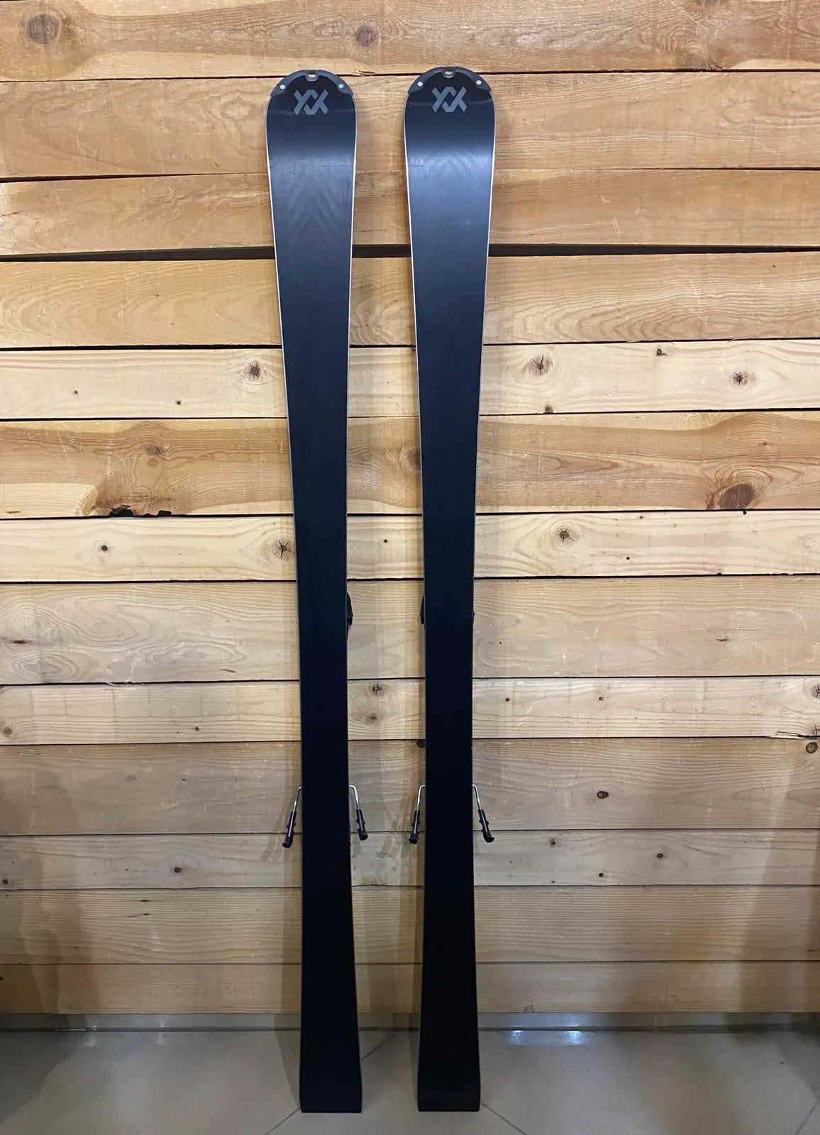 Völkl Shine 72 - Piste Skis